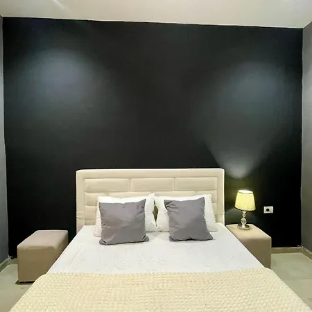 Blloku Center Apartment *